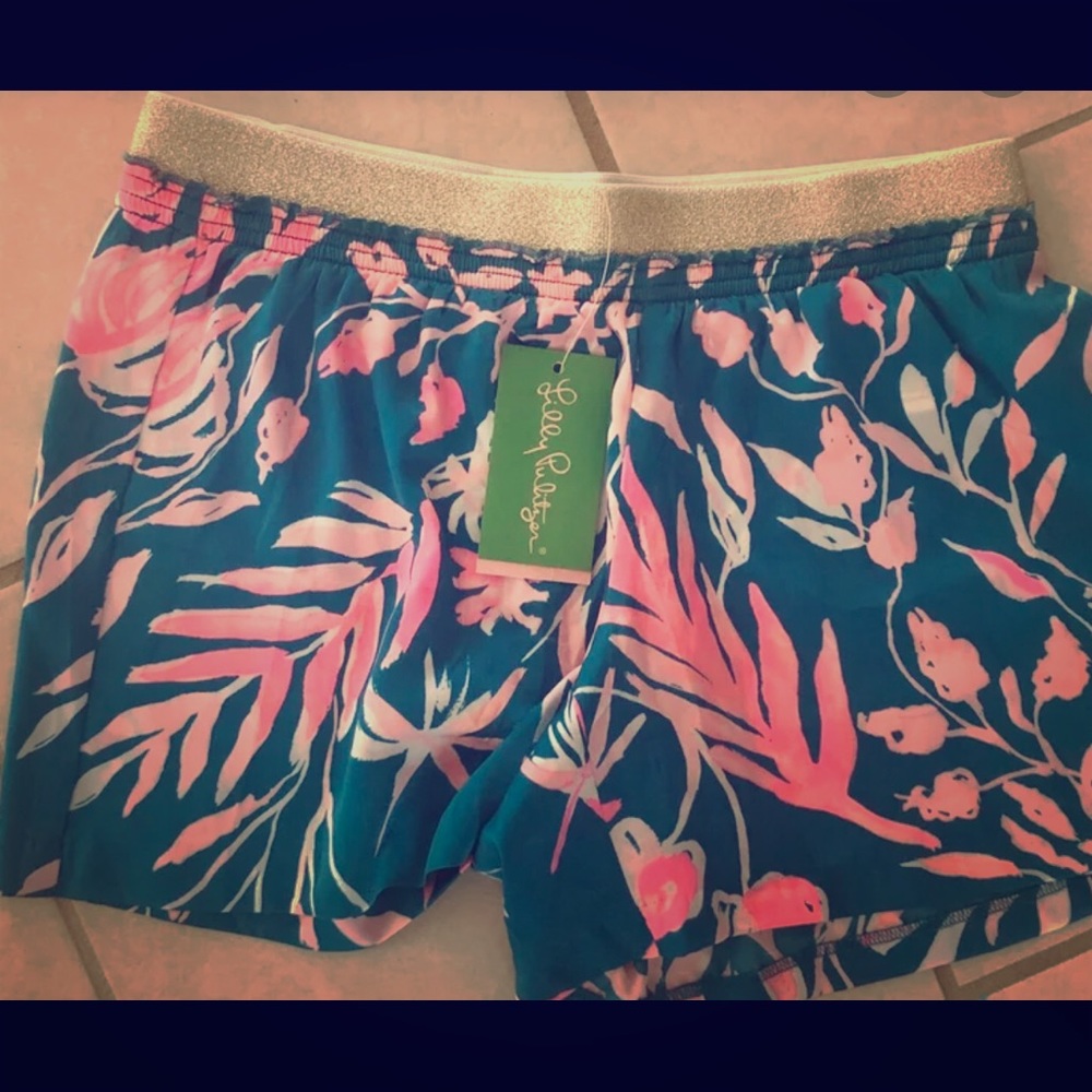 NWT size small Lilly Pulitzer Rylan shorts